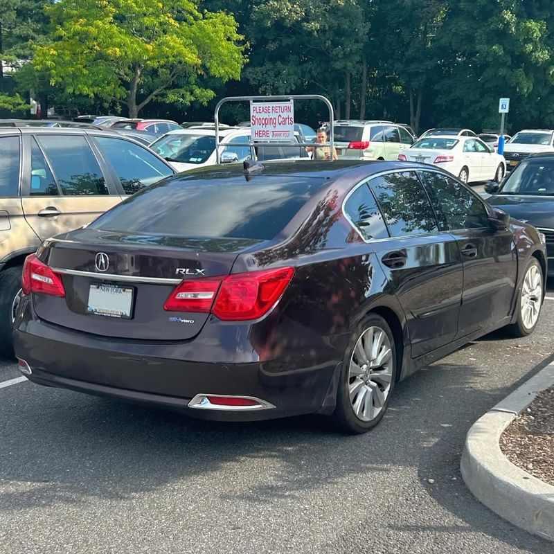 12. Acura RLX