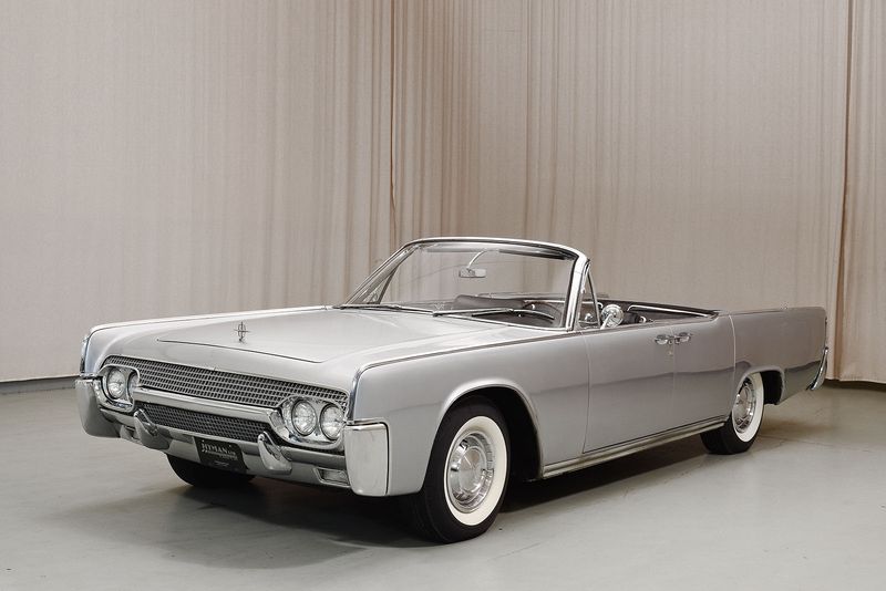 1961 Lincoln Continental