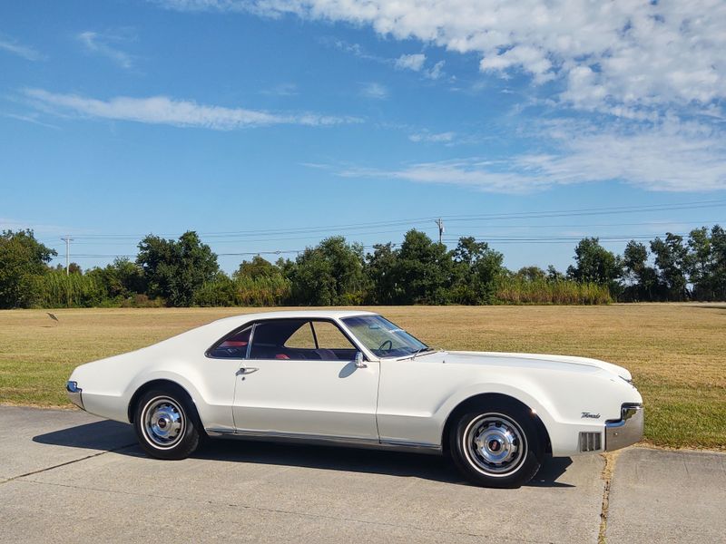 1966 Oldsmobile Toronado