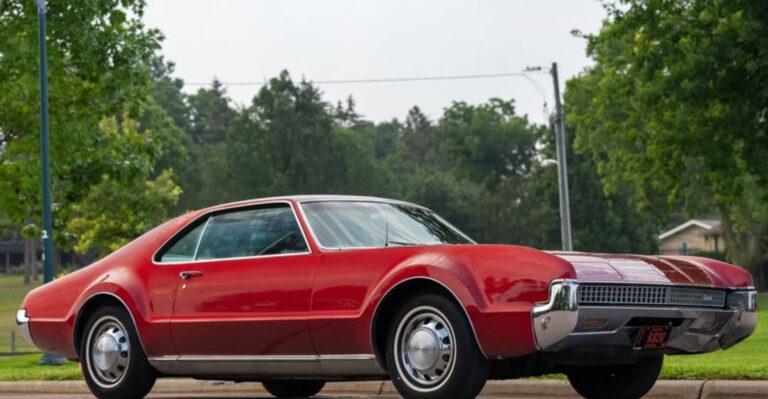 20 Forgotten American Cars That Deserve A Second Look