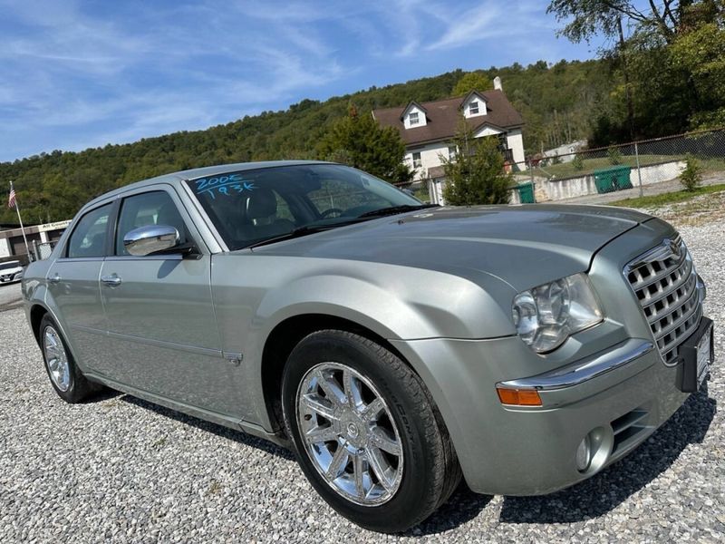 2005 Chrysler 300