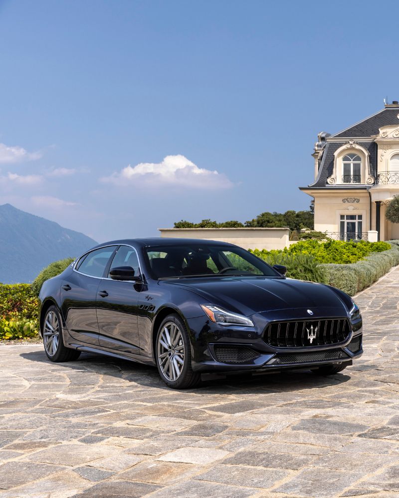 9. Maserati Quattroporte