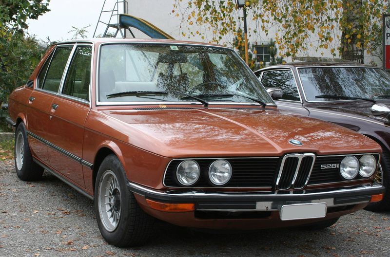 BMW E12 (1972-1981)