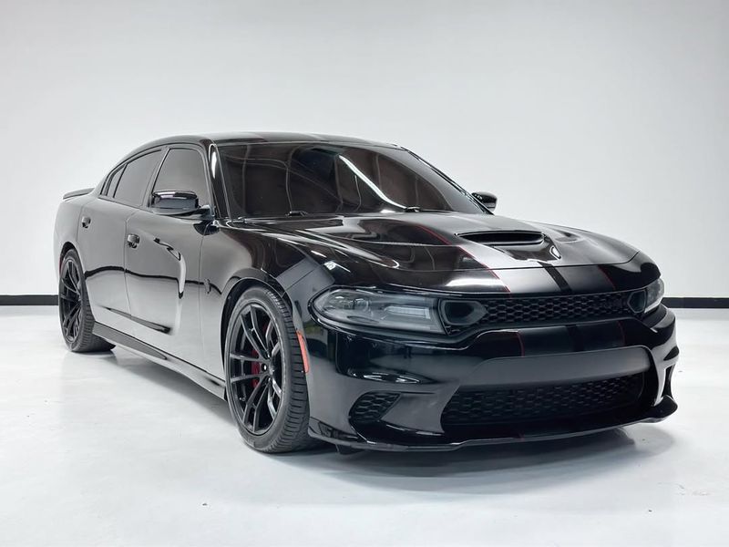 Dodge Charger SRT Hellcat