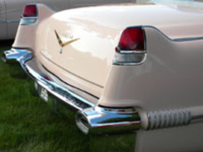 Jet-inspired Tailfins