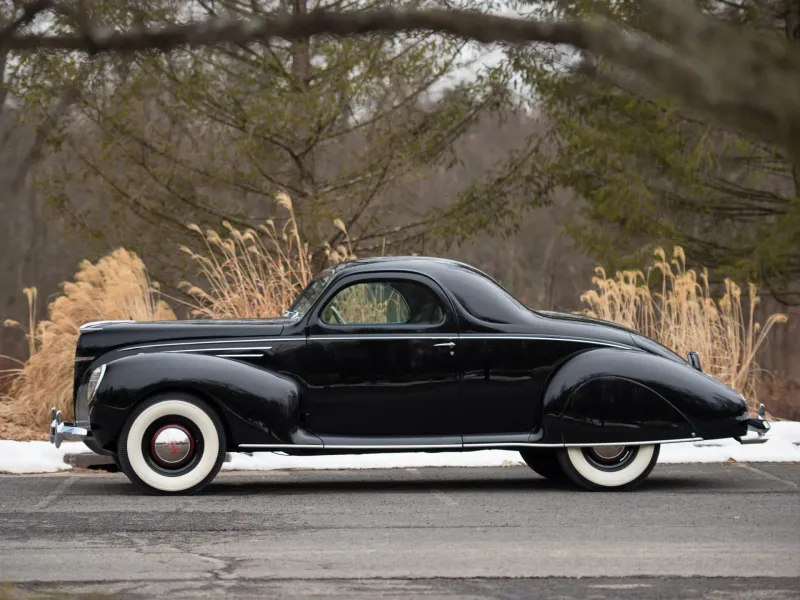 1939 Lincoln Zephyr Coupe