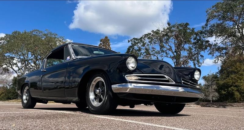 1953 Studebaker Commander Starliner