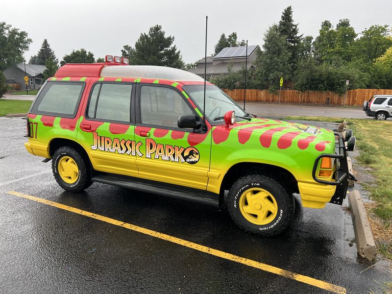 1993 Ford Explorer XLT, Jurassic Park