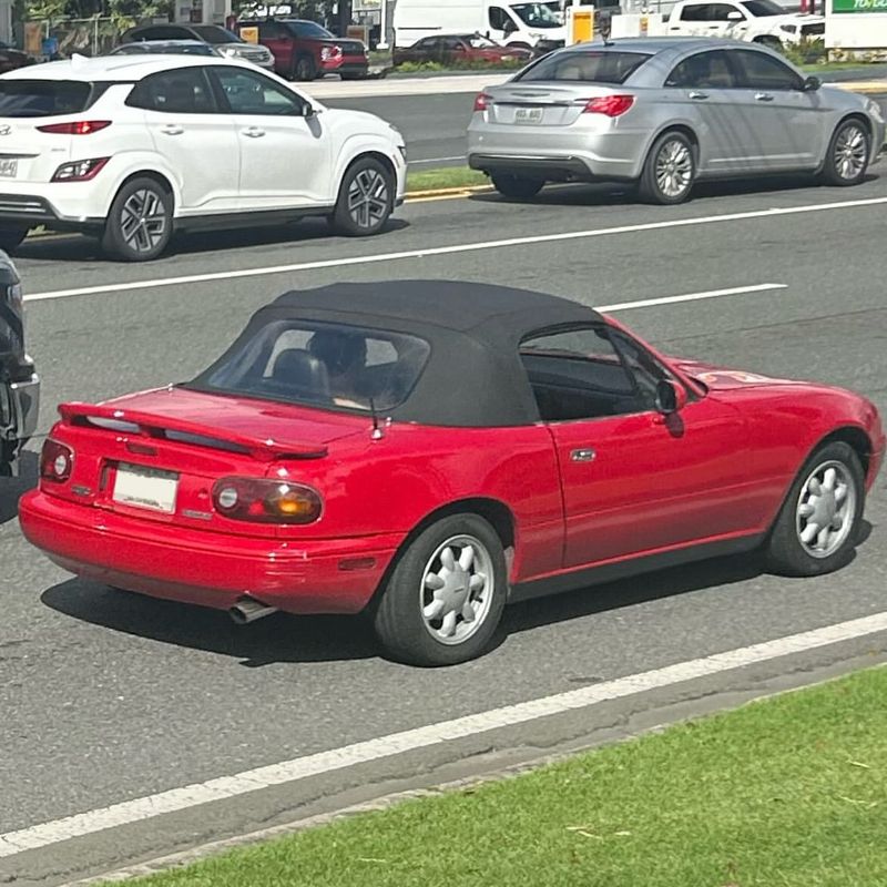 1990 Mazda MX-5 Miata (NA)