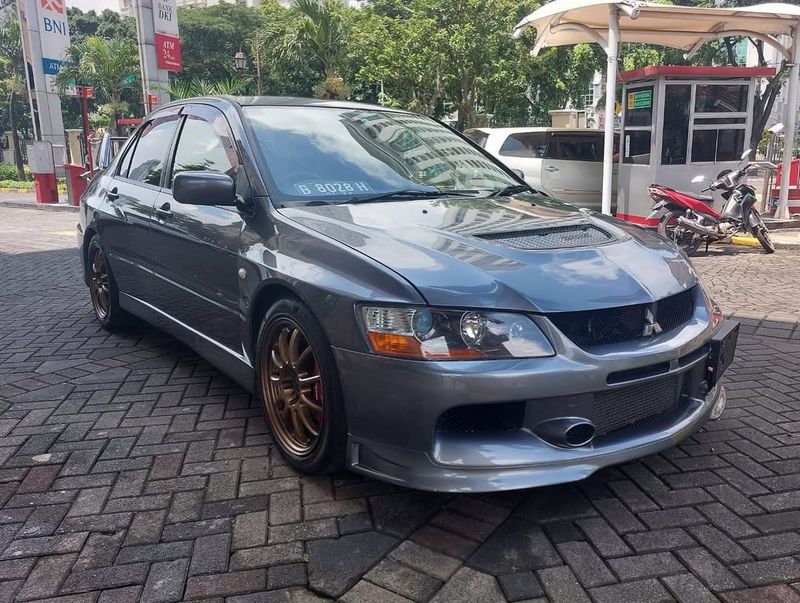 2007 Mitsubishi Lancer Evolution IX