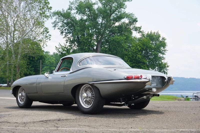 Jaguar E-Type Series I