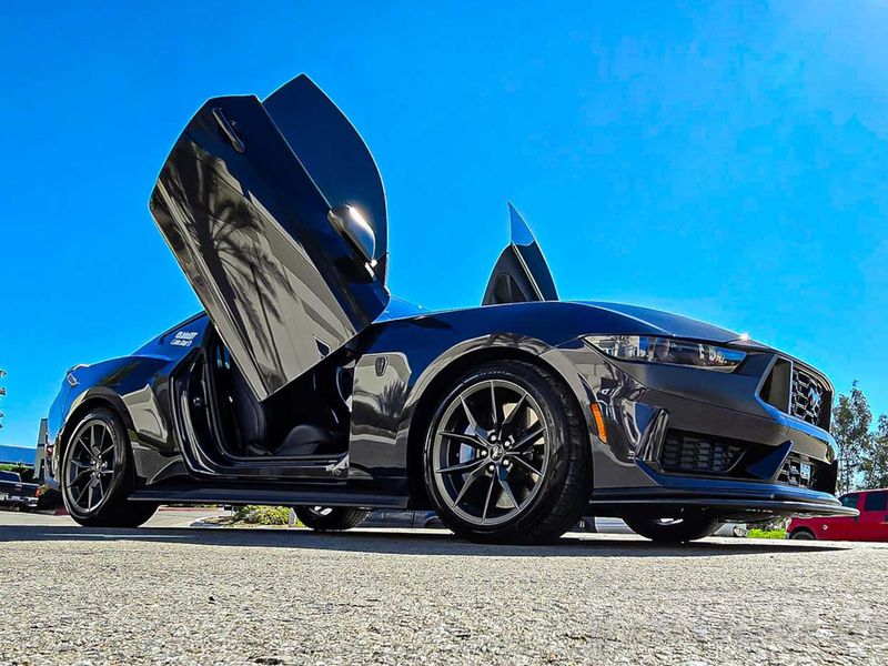 Lambo Doors (Vertical Door Conversion)