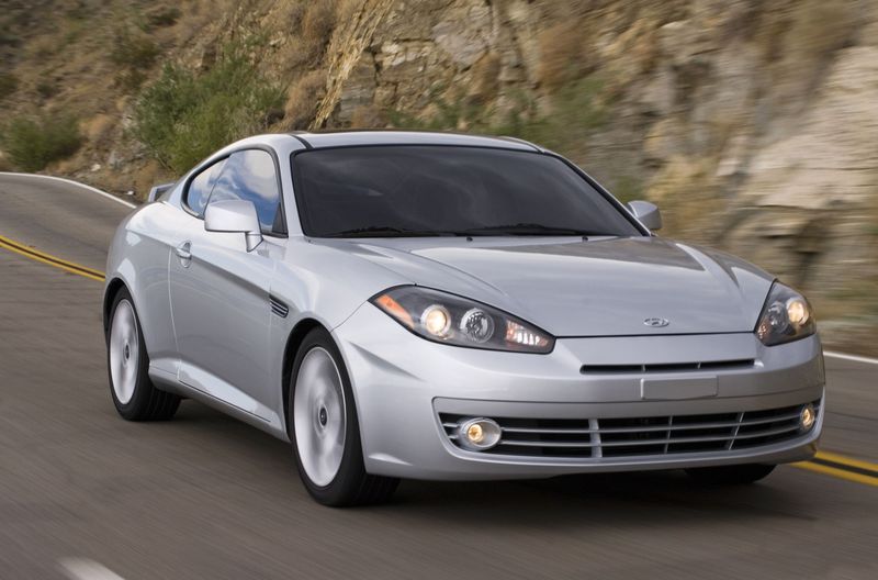 Hyundai Tiburon (Second Gen)