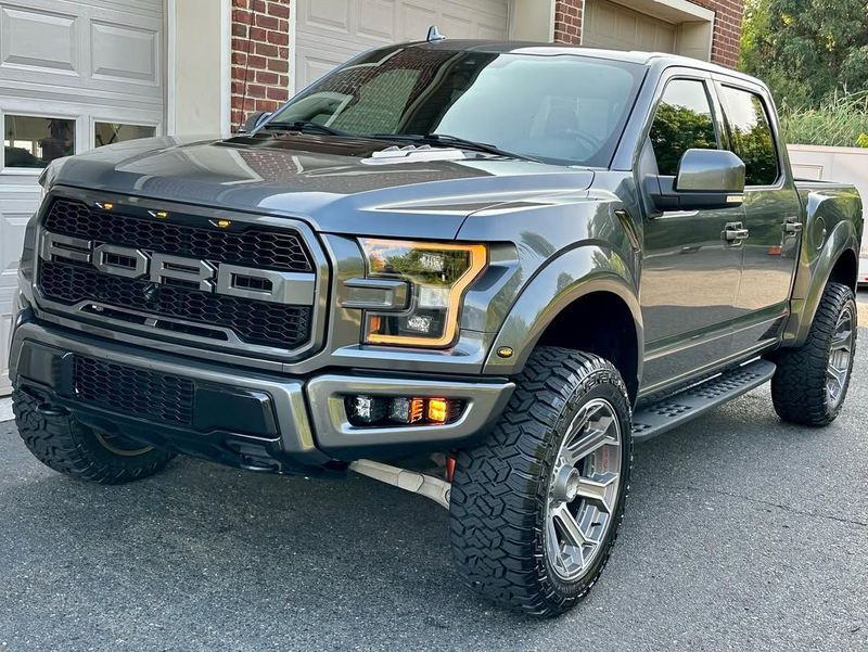 Ford F-150 Raptor