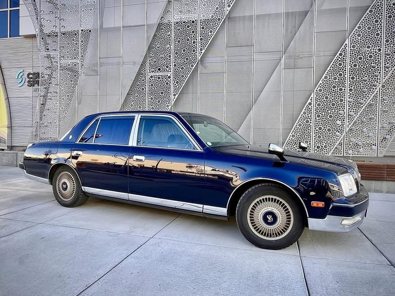 Toyota Century