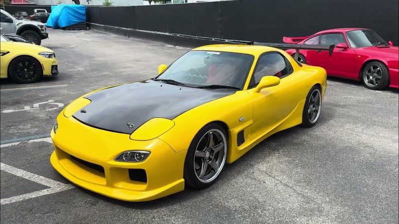 Mazda Sunburst Yellow (RX-7 Spirit R)