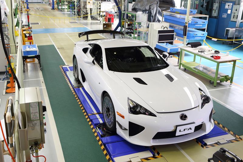 Lexus LF-A Concept Carbon-Fiber Construction