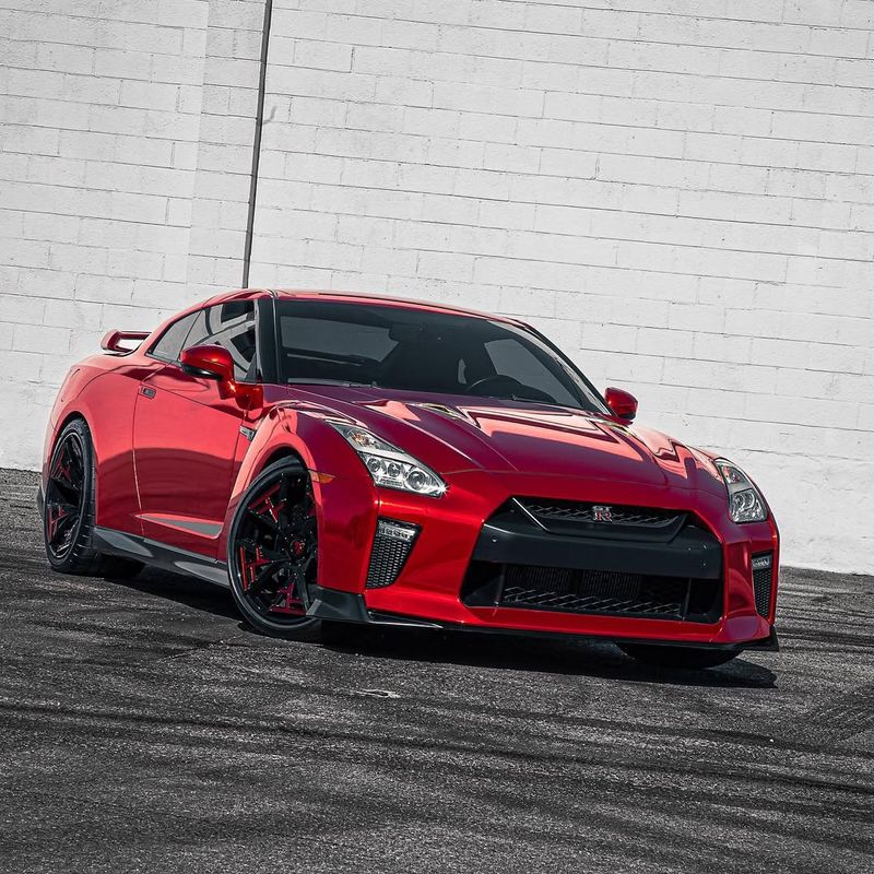 Nissan GT-R