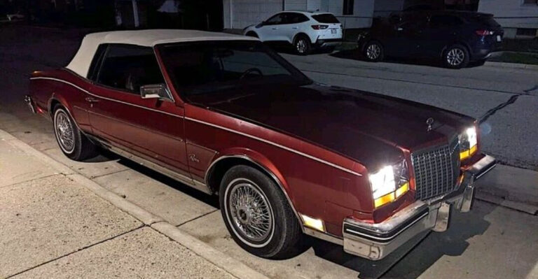 10 Reasons Some Classic Cars Came With Four Pedals