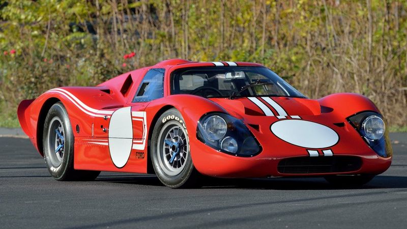 Ford GT40 Mk IV