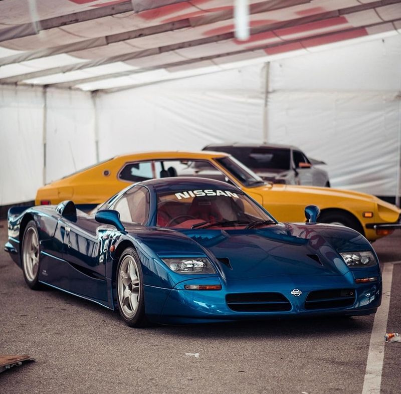 Nissan R390 GT1