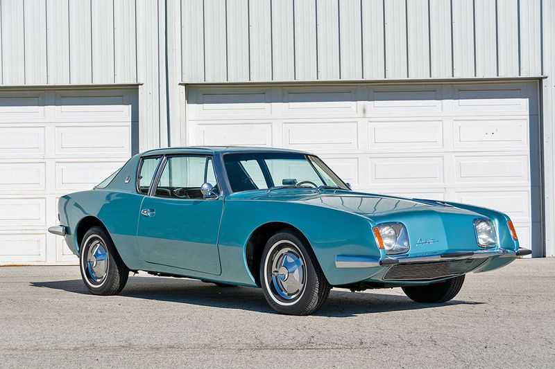 Studebaker - Avanti