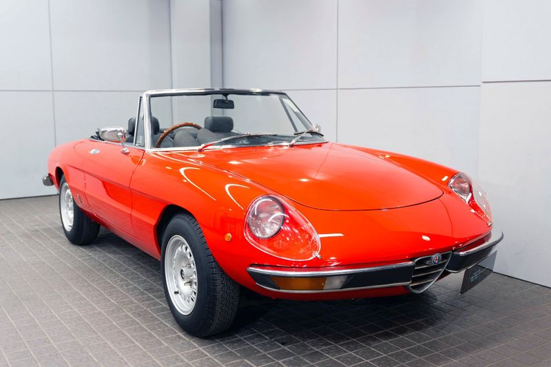 Alfa Romeo Spider Veloce Targa