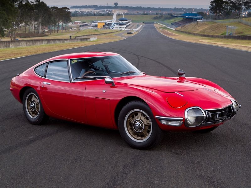 Toyota - 2000GT