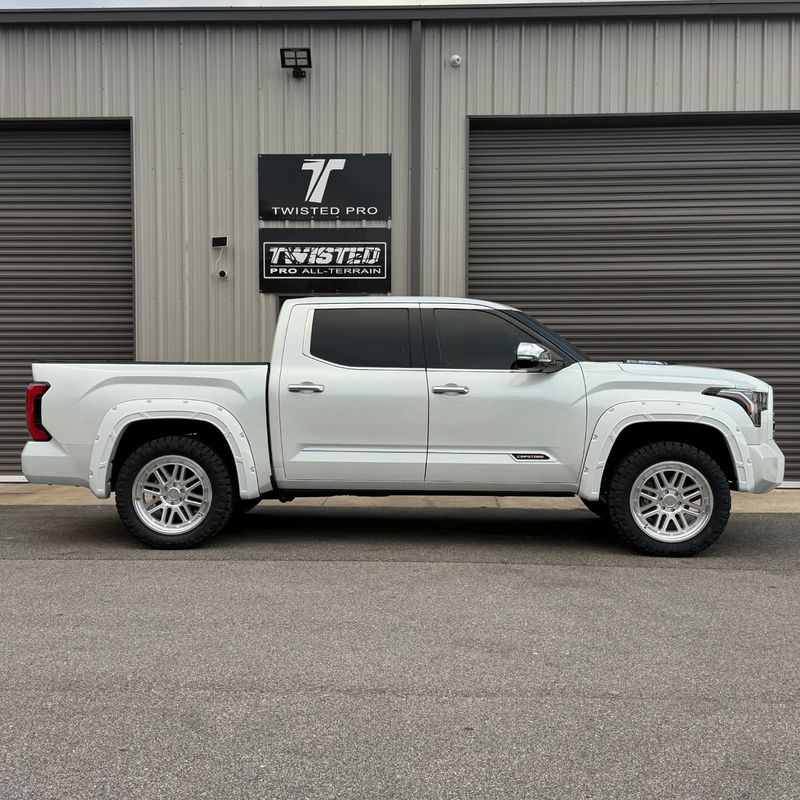 Toyota Tundra Capstone