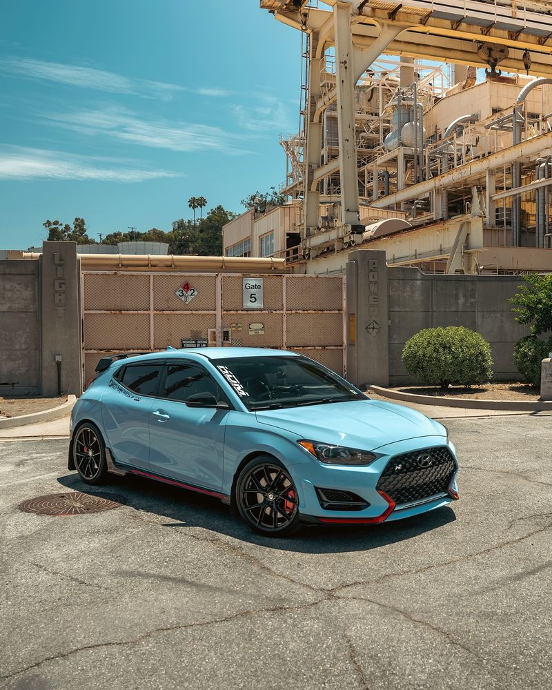 Hyundai Veloster (non-N)