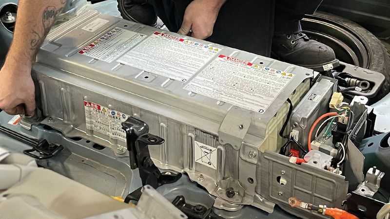 Hybrid Battery Deterioration