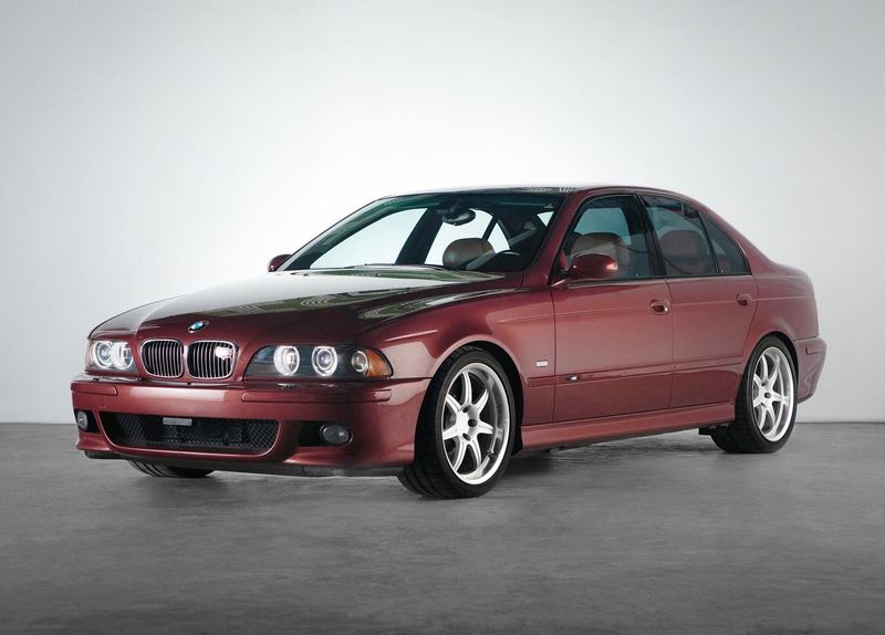 BMW E39 5-Series