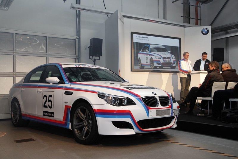2010 BMW M5 CSL Prototype