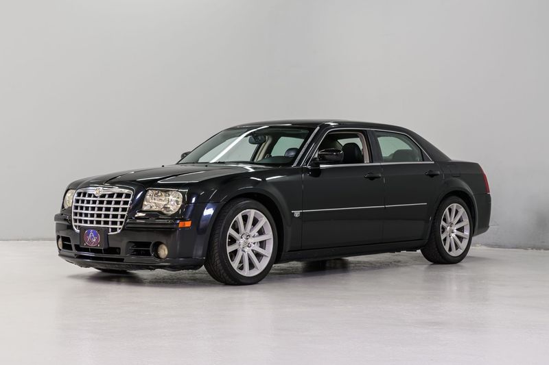 Chrysler 300 SRT8