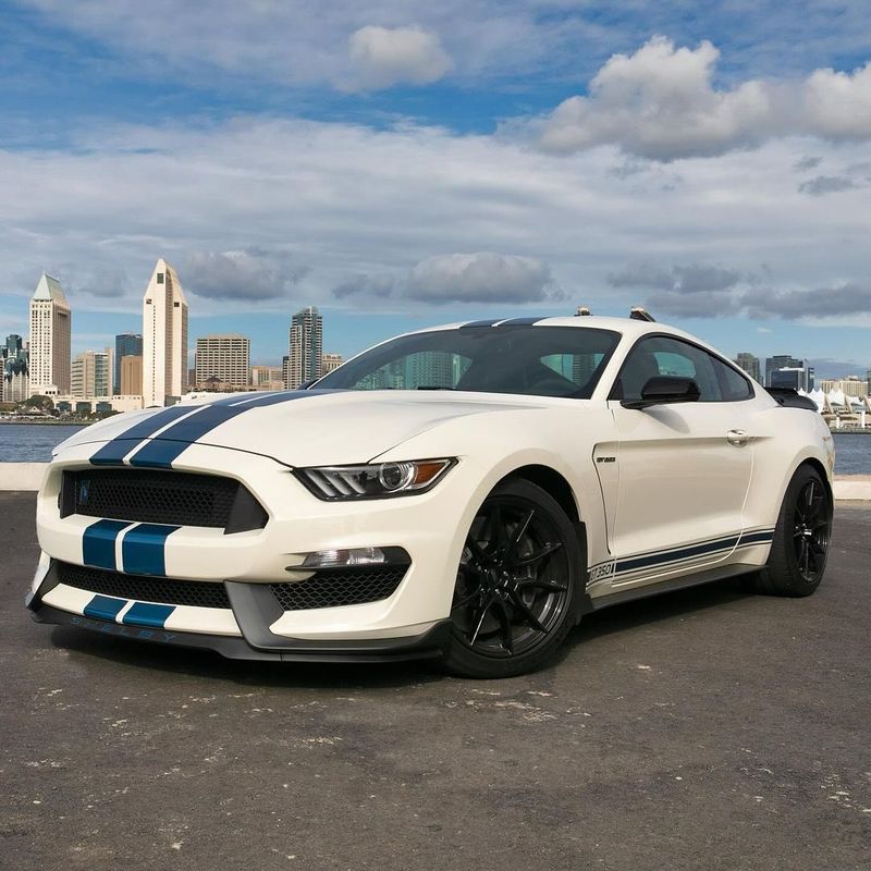 Ford Mustang Shelby GT350