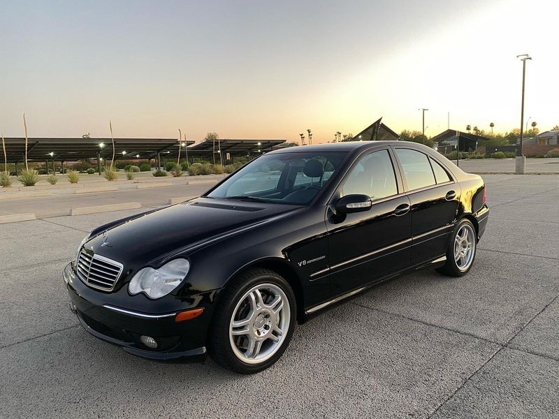 Mercedes-Benz C32 AMG