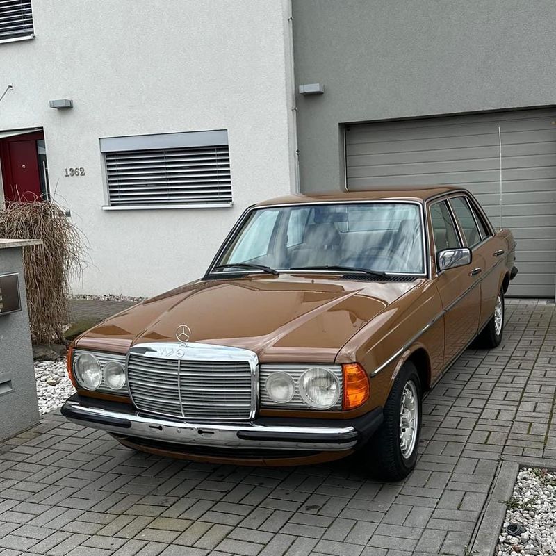 Mercedes-Benz W123