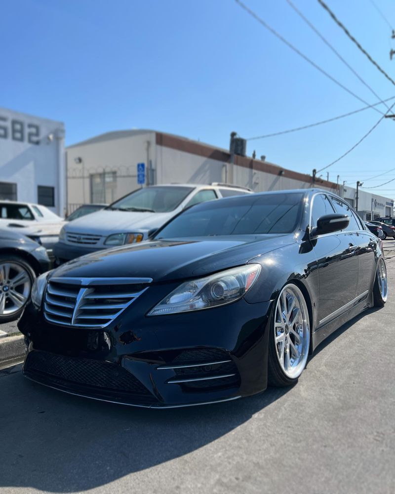 Hyundai Genesis 5.0 R-Spec