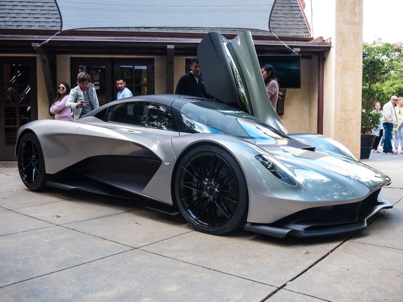 Aston Martin Valhalla