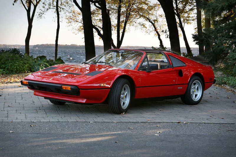 Ferrari 308 GTS – Magnum, P.I.