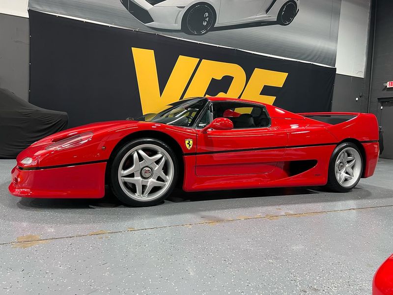 Ferrari Mythos