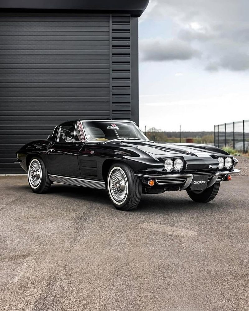 Chevrolet Corvette Sting Ray (1963)