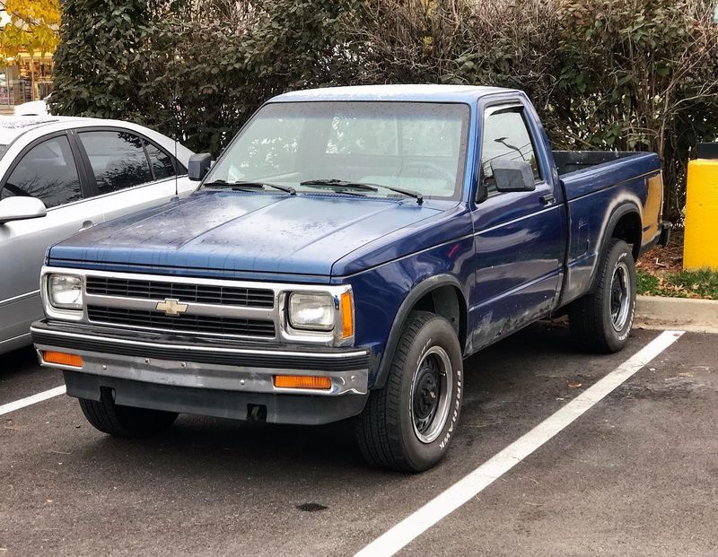 Chevrolet S-10