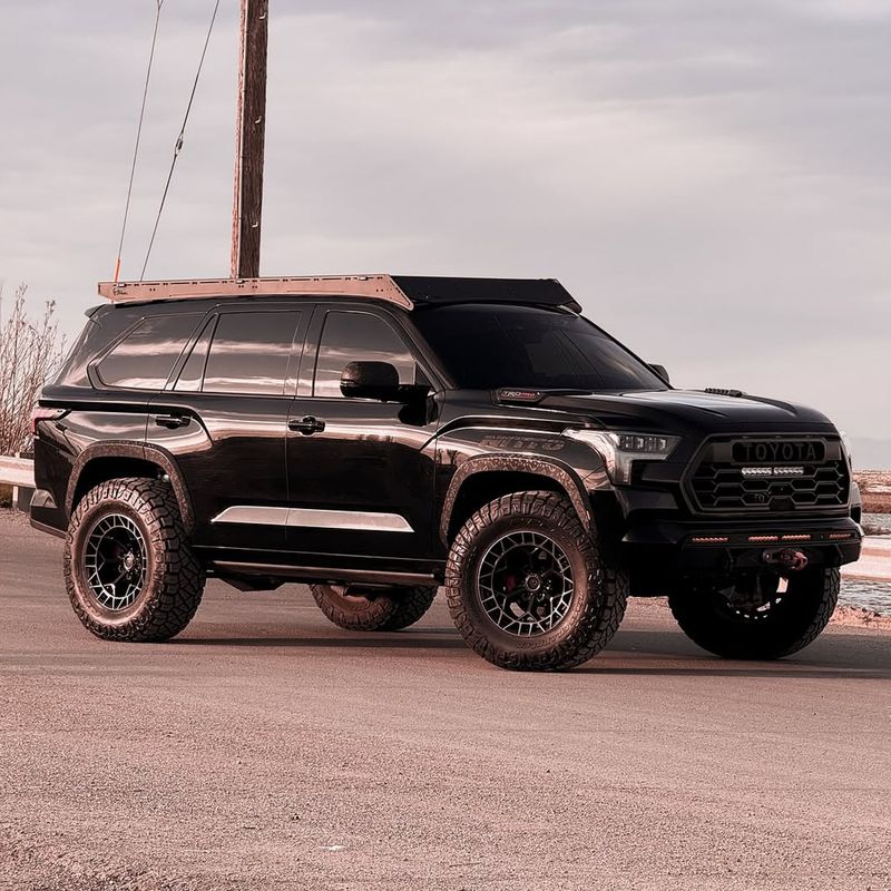 Toyota Sequoia