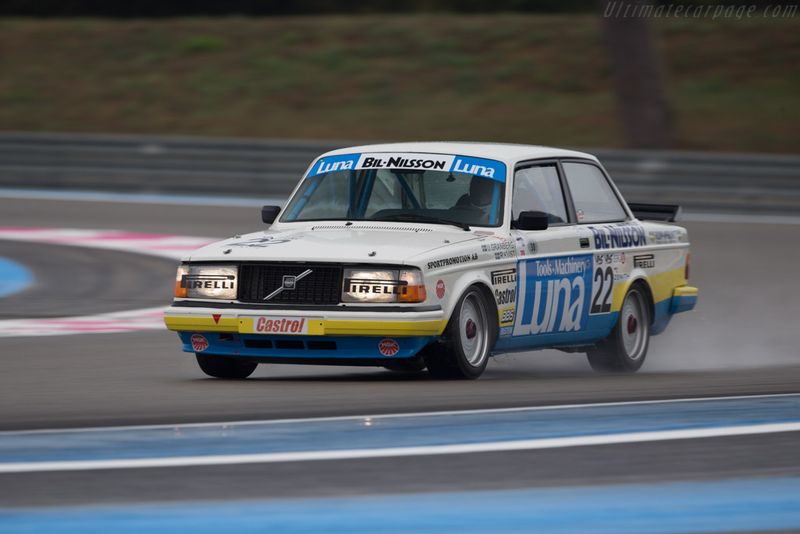 Volvo 240 Turbo Group A