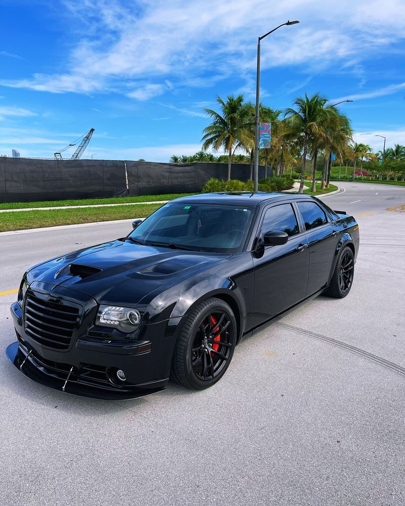 Chrysler 300 SRT8
