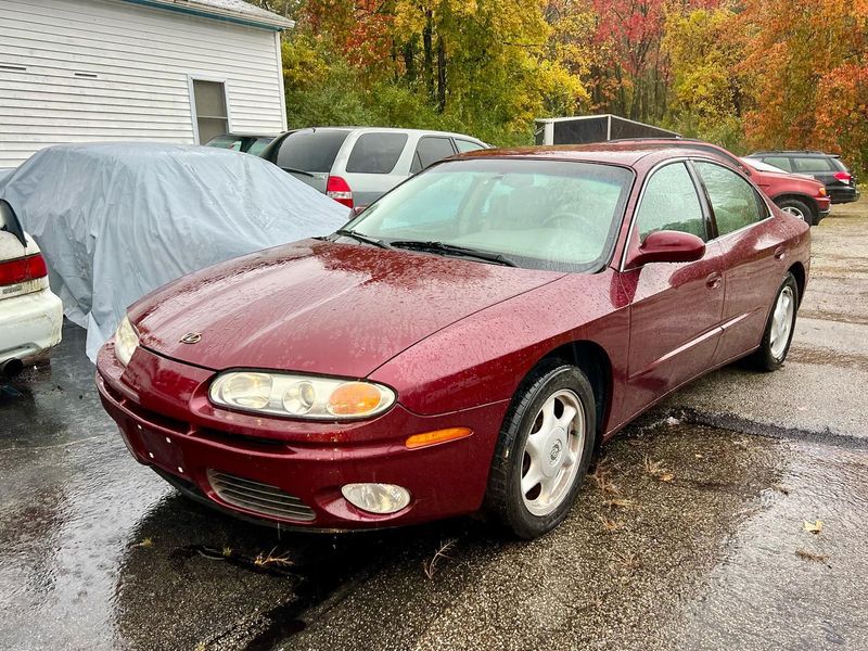 Oldsmobile Aurora V8