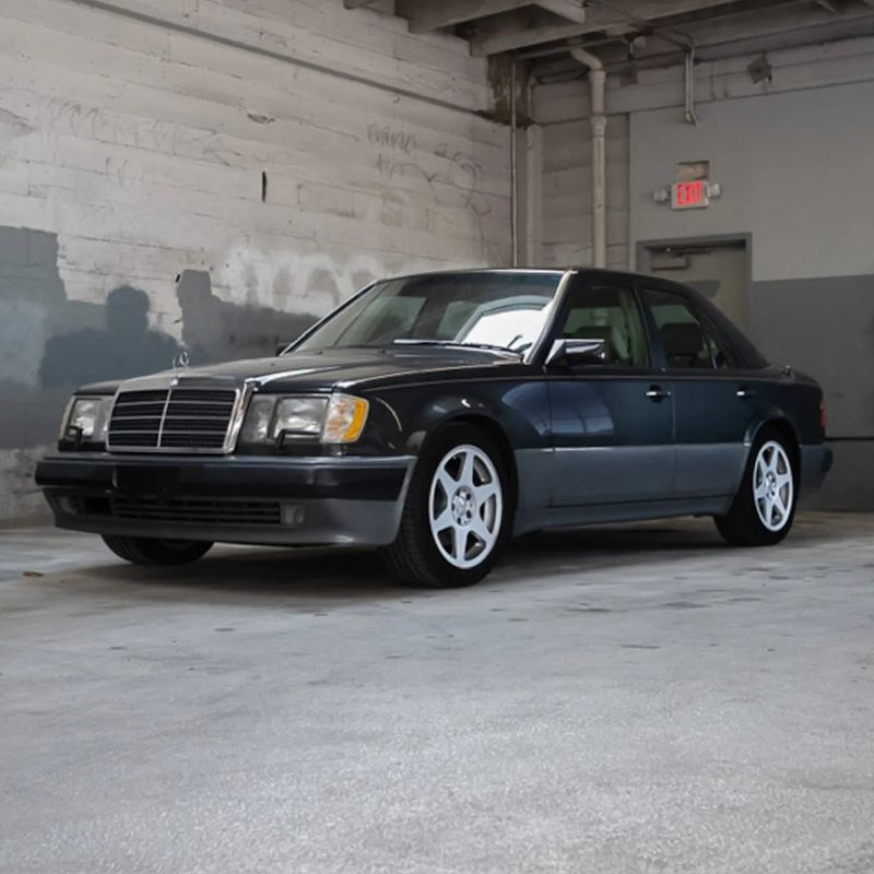 Mercedes-Benz 500E