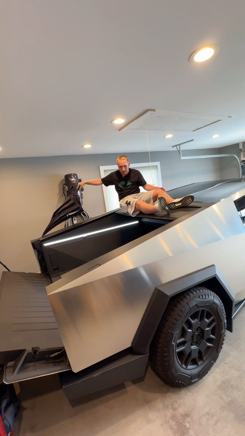 Walk-On Tonneau Cover