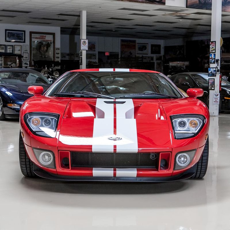 Ford GT (2005)